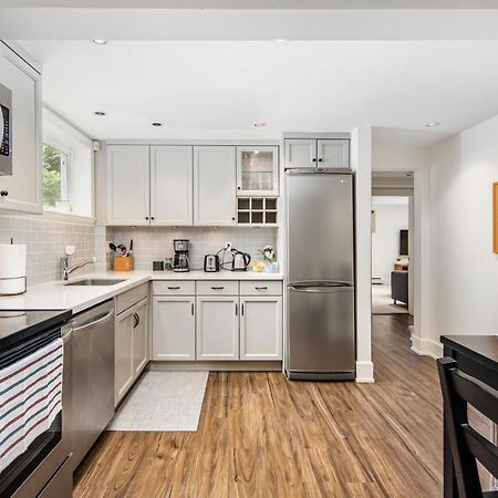 Gorgeous 4 Bedroom Garden Level Suite At Vancouver West & Ubc 外观 照片
