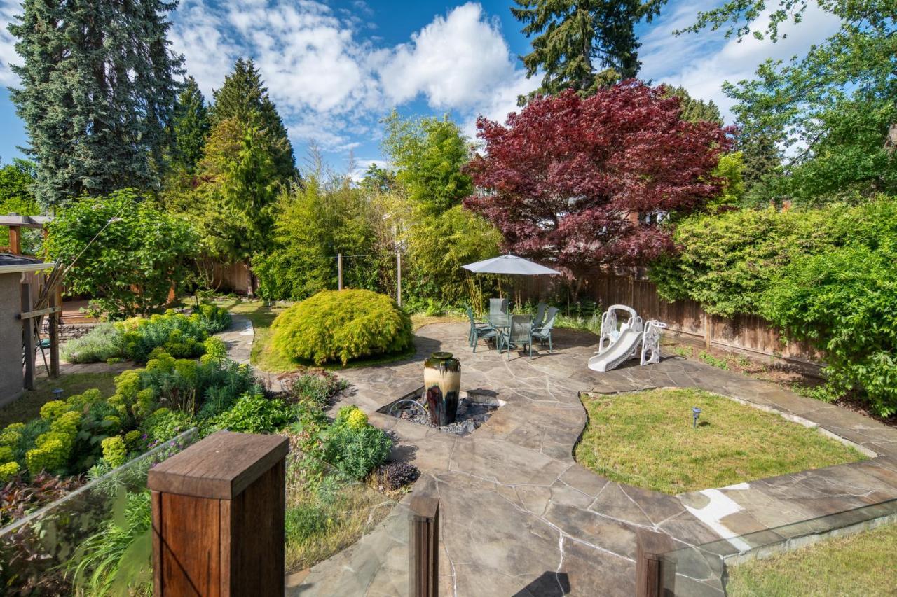 Gorgeous 4 Bedroom Garden Level Suite At Vancouver West & Ubc 外观 照片